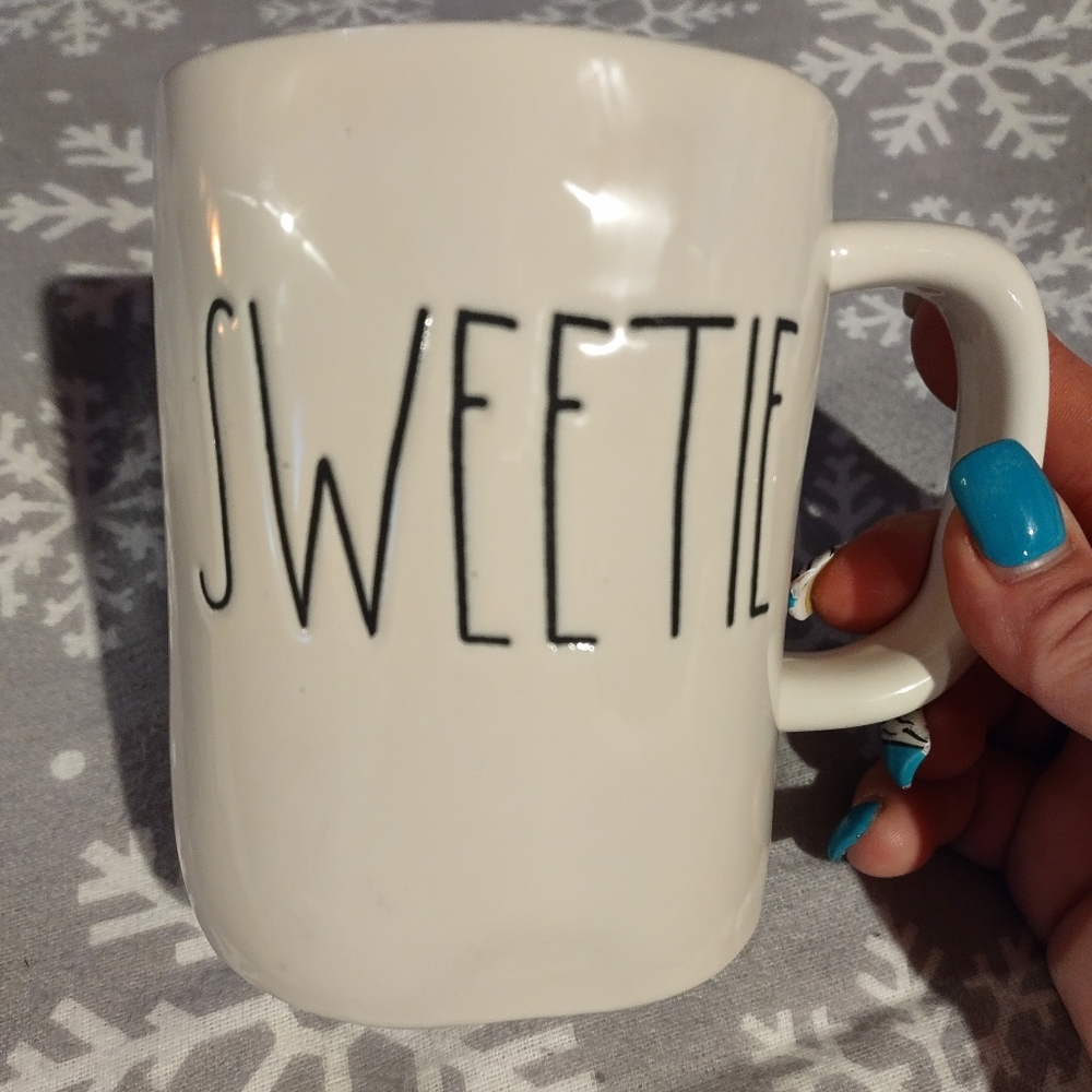 2016 Rae Dunn Mug